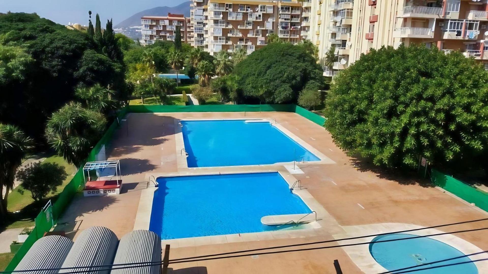 Estudio Aguila Prive Aceptamos Mascotas Benalmádena Extérieur photo